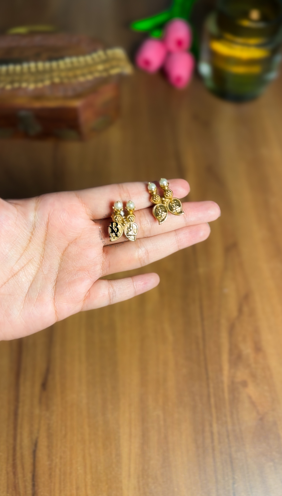 Lakshmi Pearl Necklace