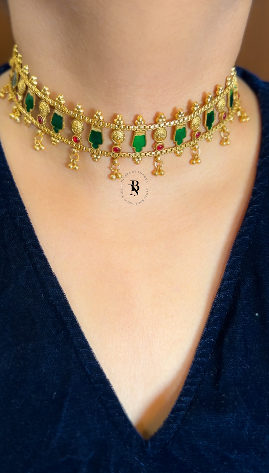Non-Idol Nagapadam Layer Choker