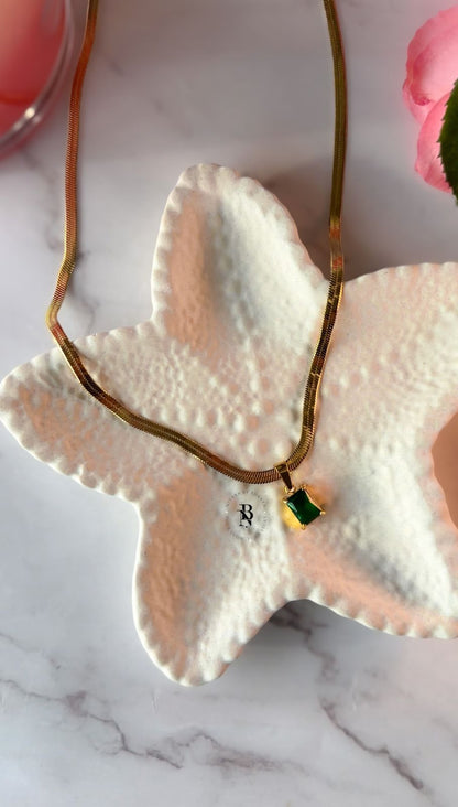 Forest Green Necklace